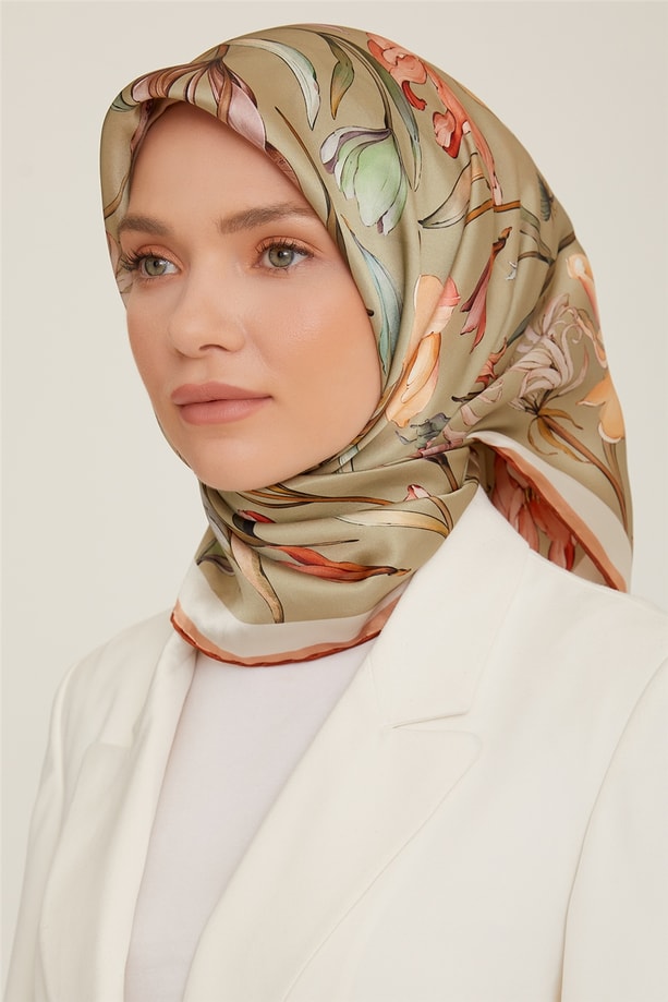 Armine Sura İpek Eşarp 22Ka8825 33