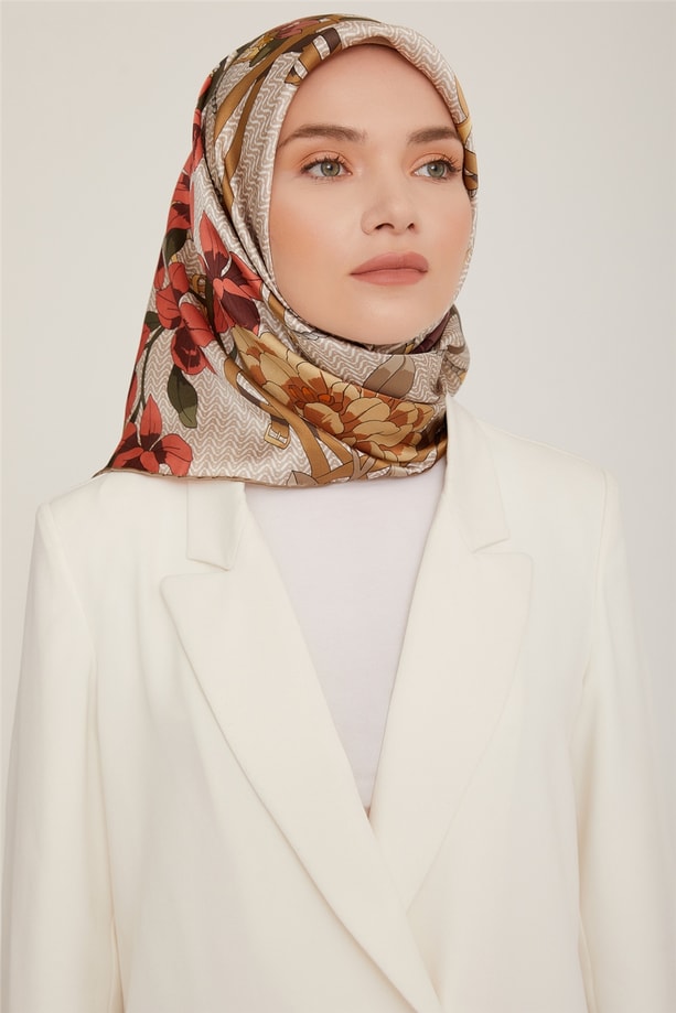 Armine Sura İpek Eşarp 22Ka8827 31
