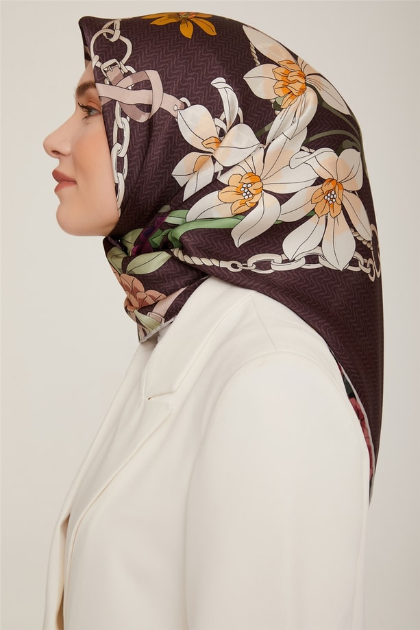 Armine Sura İpek Eşarp 22Ka8827 54