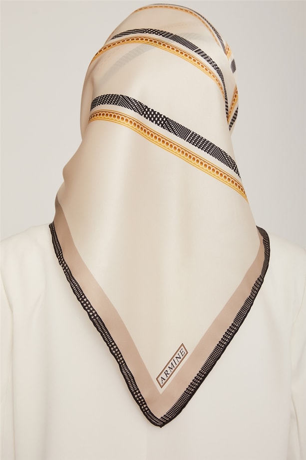 Armine Sura İpek Eşarp 22Ka8833 05