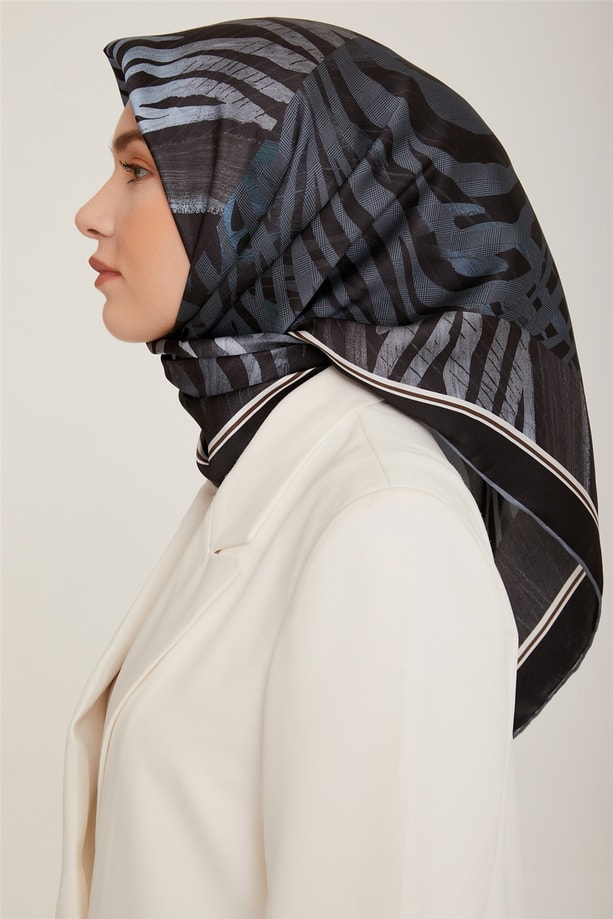 Armine Sura İpek Eşarp 22Ka8837 52