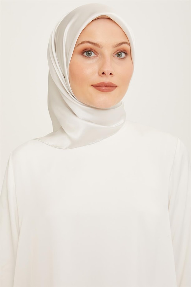 Armine Sura Eşarp 22Ya0010 400