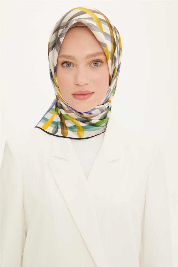 Armine Sura İpek Eşarp 22Ya8701 09
