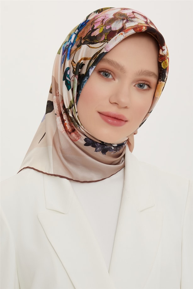Armine Sura İpek Eşarp 22Ya8707 38