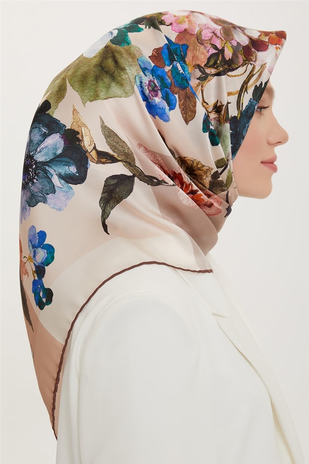 Armine Sura İpek Eşarp 22Ya8707 38