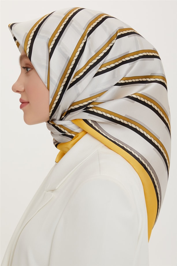 Armine Sura İpek Eşarp 22Ya8719 35