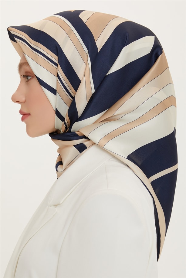 Armine Sura İpek Eşarp 22Ya8721 03