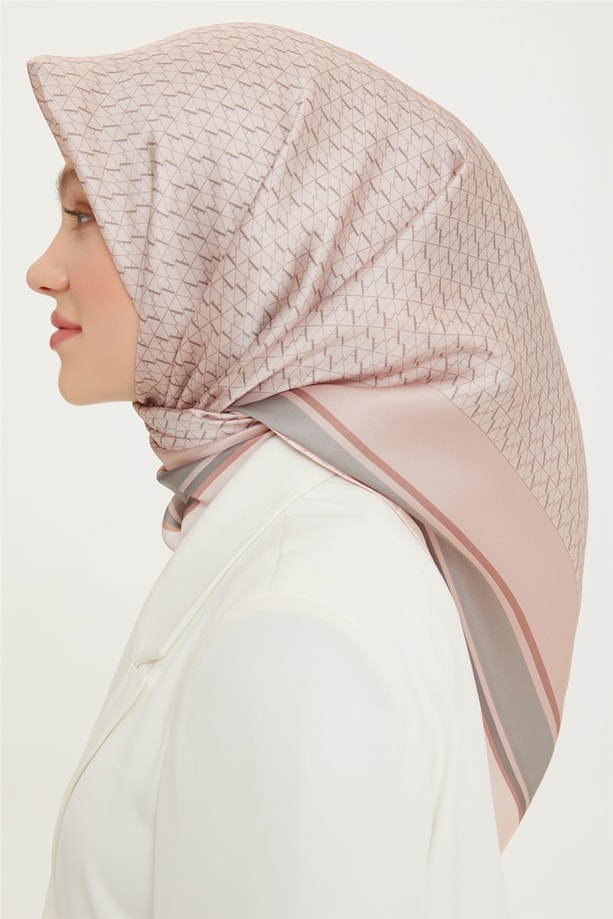 Armine Sura İpek Eşarp 22Ya8724 05