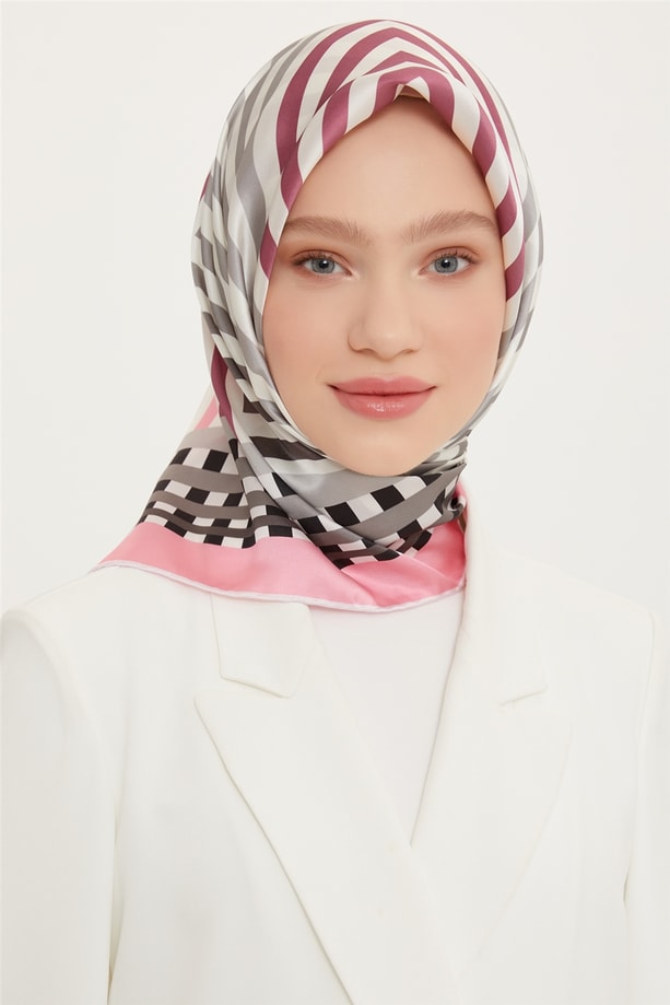 Armine Sura İpek Eşarp 22Ya8739 36