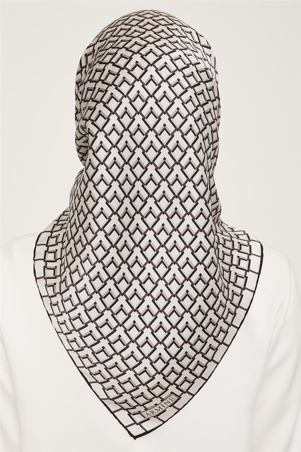 Armine Sura İpek Eşarp 23Ka9016 06