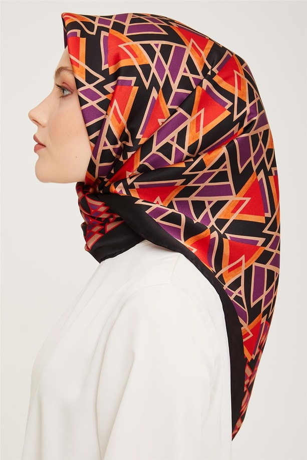 Armine Sura İpek Eşarp 23Ka9019 06
