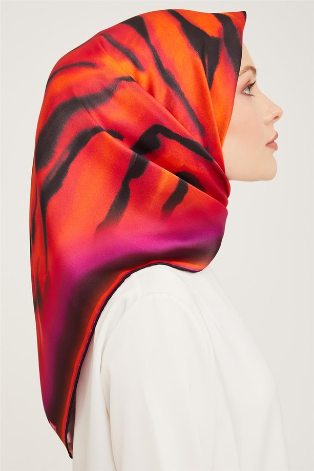 Armine Sura İpek Eşarp 23Ka9020 13