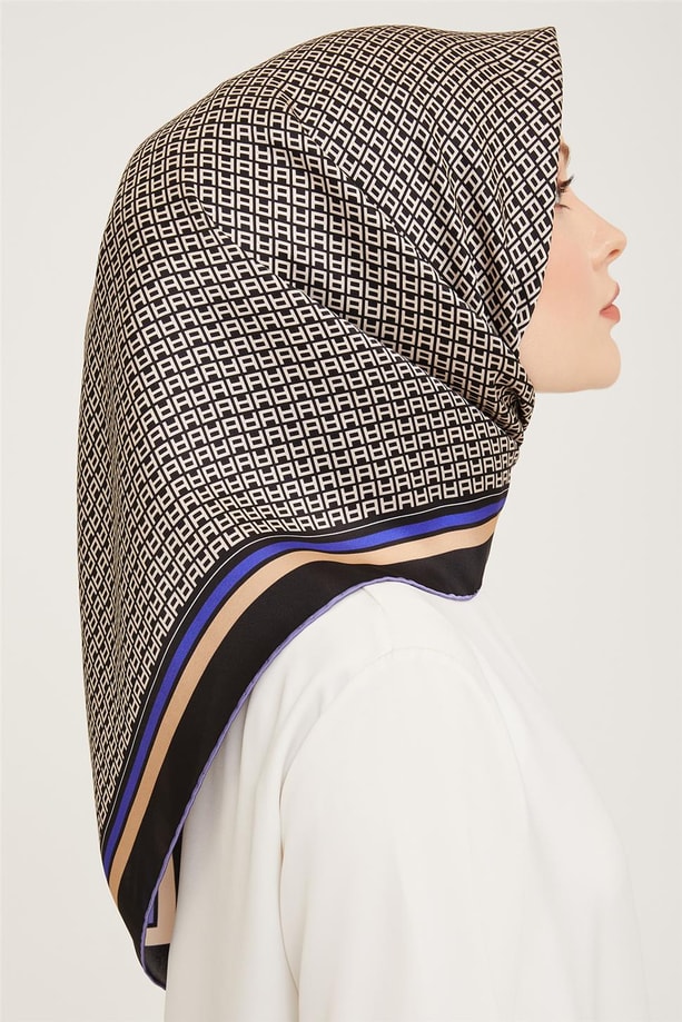 Armine Sura İpek Eşarp 23Ka9026 33