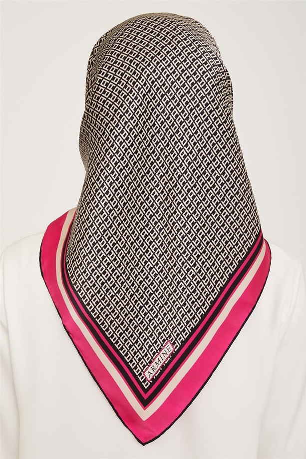 Armine Sura İpek Eşarp 23Ka9026 36