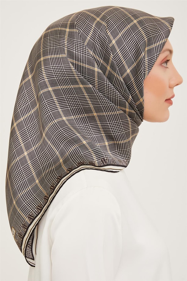 Armine Sura İpek Eşarp 23Ka9029 02