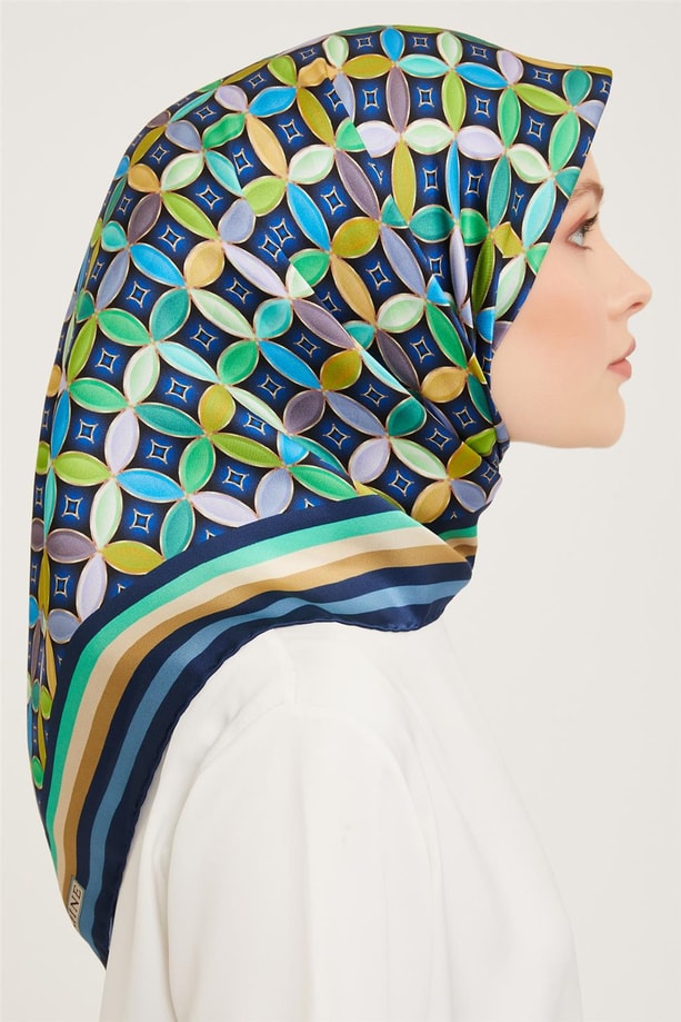 Armine Sura İpek Eşarp 23Ka9036 36