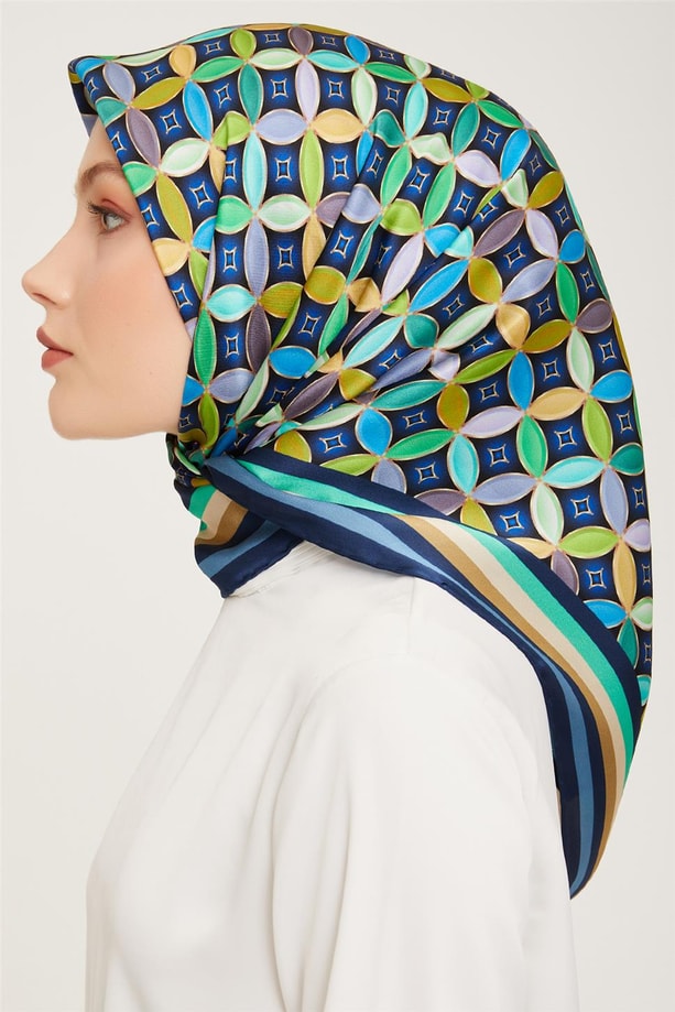 Armine Sura İpek Eşarp 23Ka9036 36