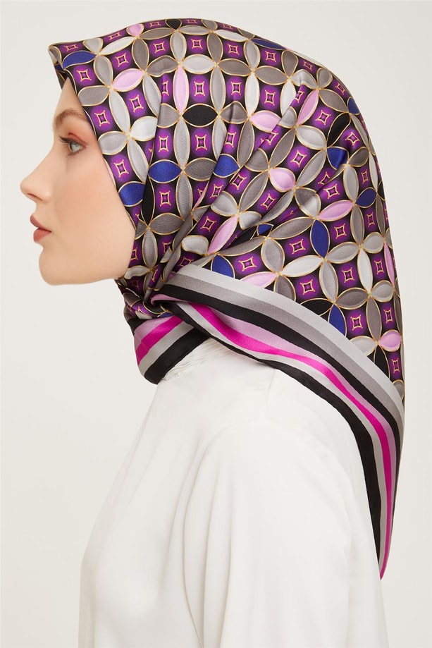 Armine Sura İpek Eşarp 23Ka9036 39