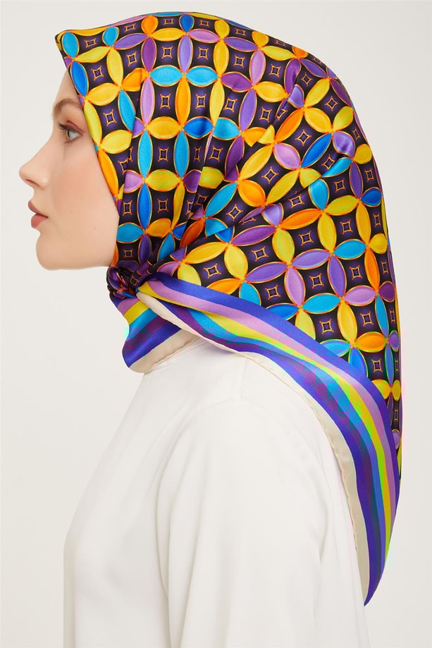 Armine Sura İpek Eşarp 23Ka9036 51