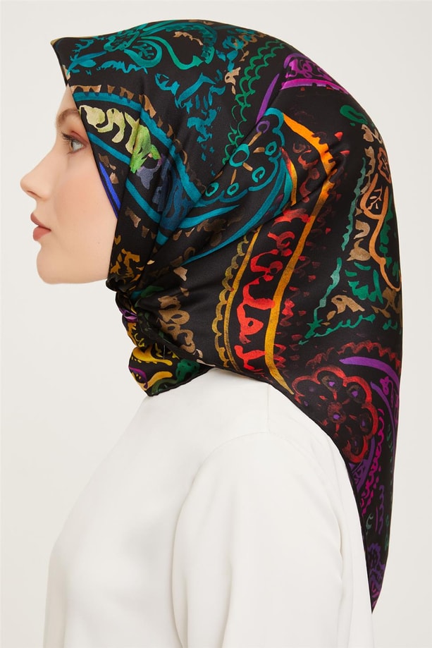 Armine Sura İpek Eşarp 23Ka9037 35