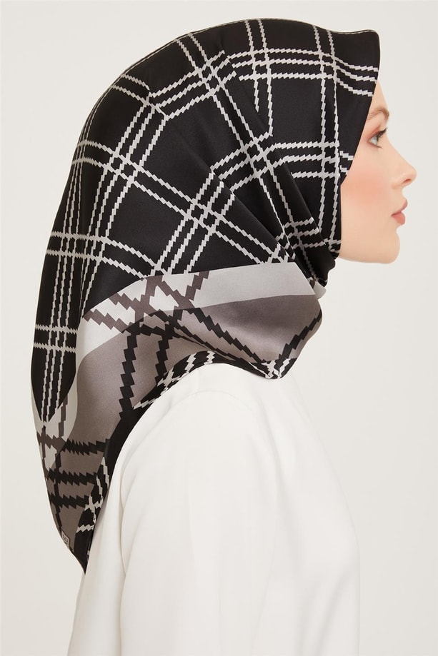 Armine Sura İpek Eşarp 23Ka9040 05