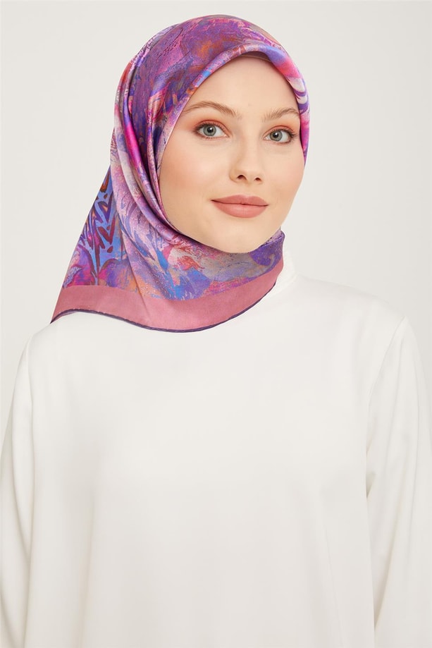 Armine Sura İpek Eşarp 23Ka9041 02