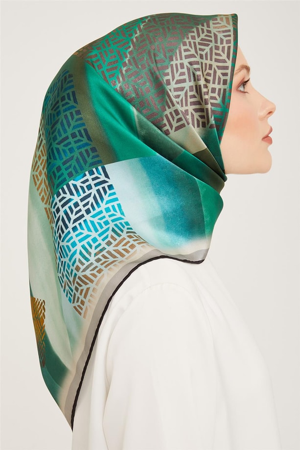 Armine Sura İpek Eşarp 23Ka9044 37
