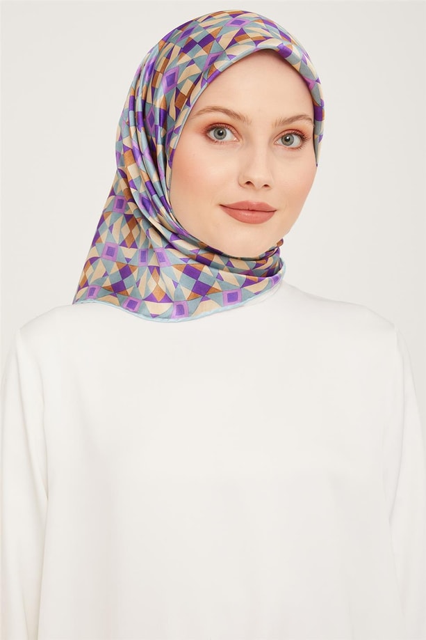 Armine Sura İpek Eşarp 23Ka9045 37