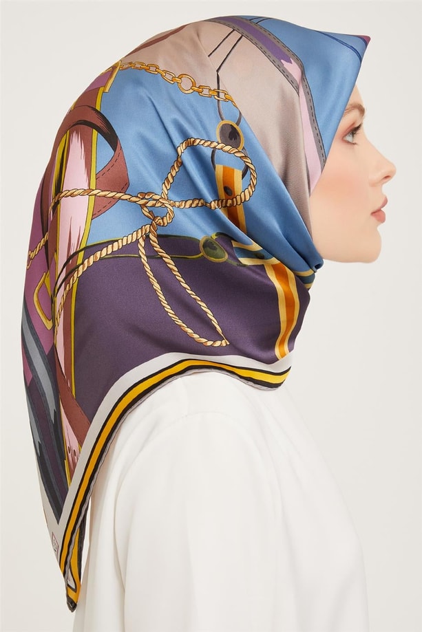 Armine Sura İpek Eşarp 23Ka9046 35