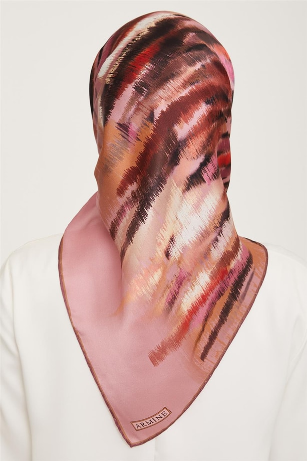 Armine Sura İpek Eşarp 23Ka9049 01