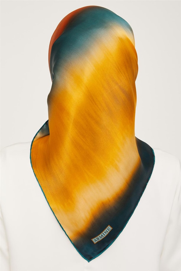 Armine Sura İpek Eşarp 23Ka9051 04