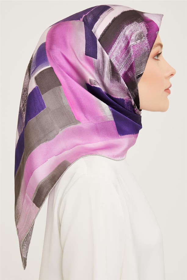 Armine Sura İpek Eşarp 23Ka9052 37
