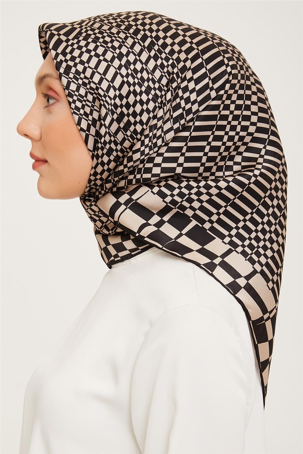 Armine Sura İpek Eşarp 23Ka9058 31