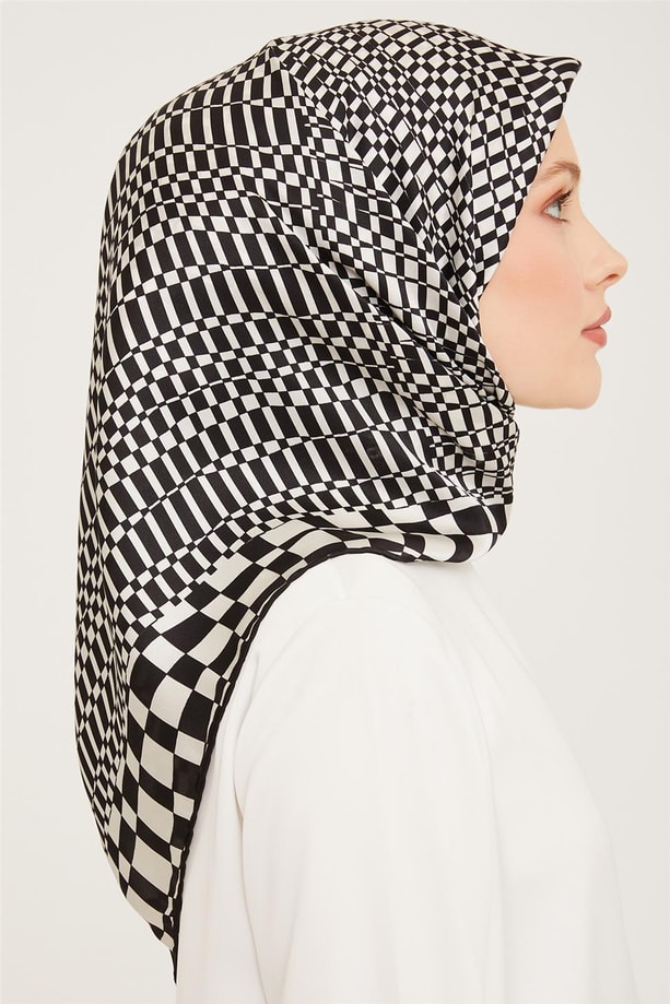 Armine Sura İpek Eşarp 23Ka9058 33