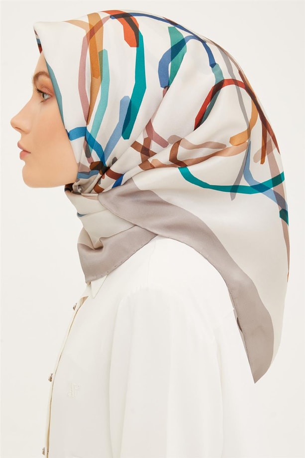 Armine Sura İpek Eşarp 23Ya8902 01