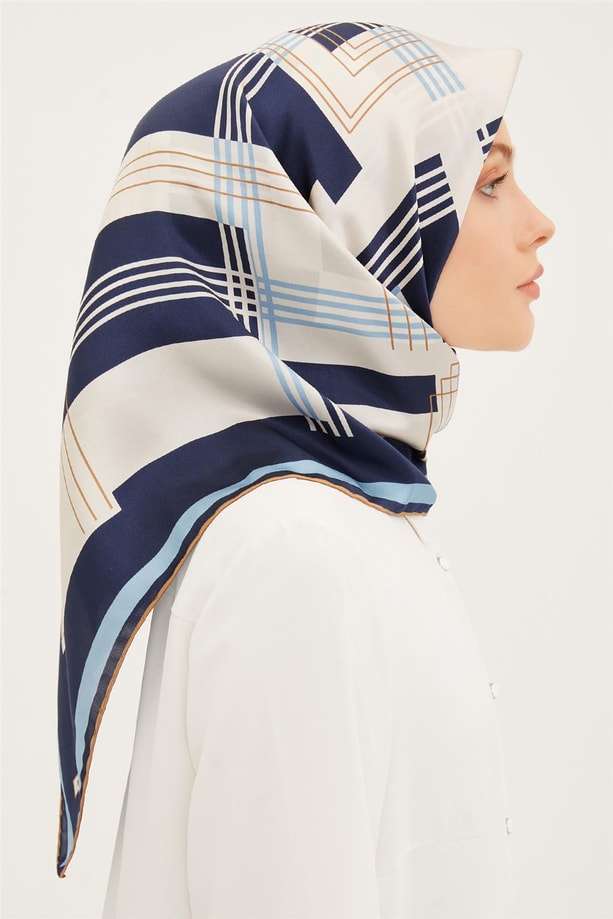 Armine Sura İpek Eşarp 23Ya8910 01
