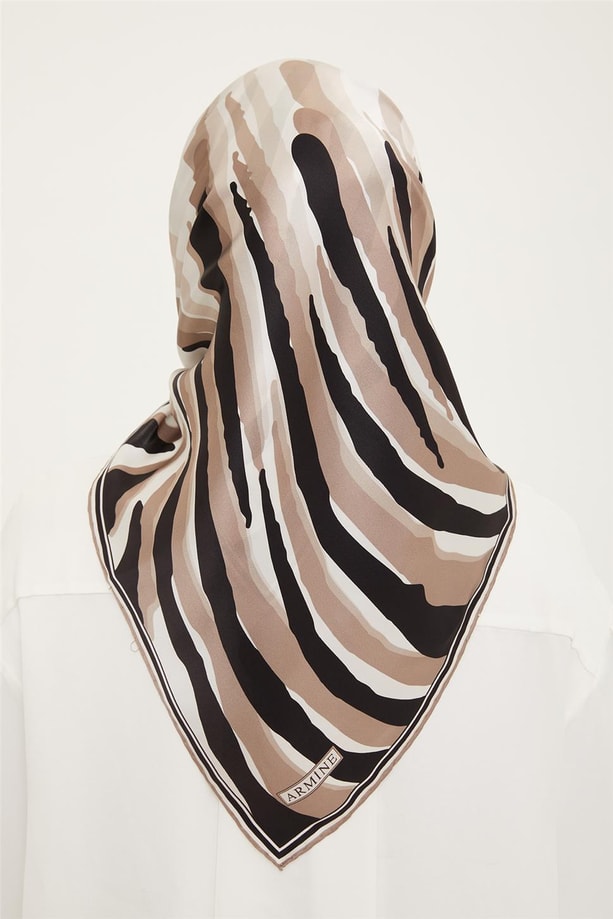 Armine Sura İpek Eşarp 23Ya8919 04