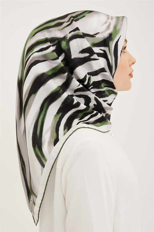 Armine Sura İpek Eşarp 23Ya8929 52