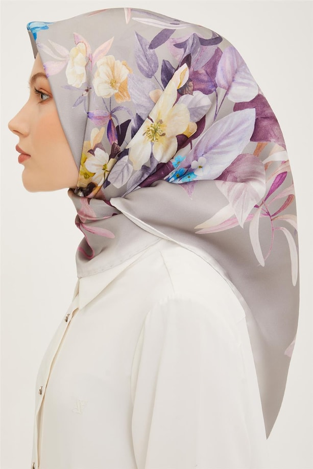 Armine Sura İpek Eşarp 23Ya8941 35