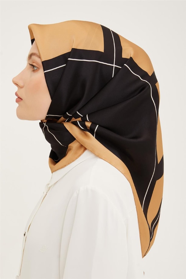 Armine Sura İpek Eşarp 23Ya8945 07