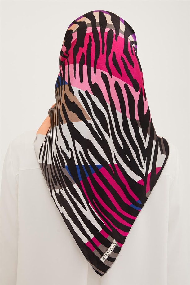 Armine Sura İpek Eşarp 23Ya8950 37