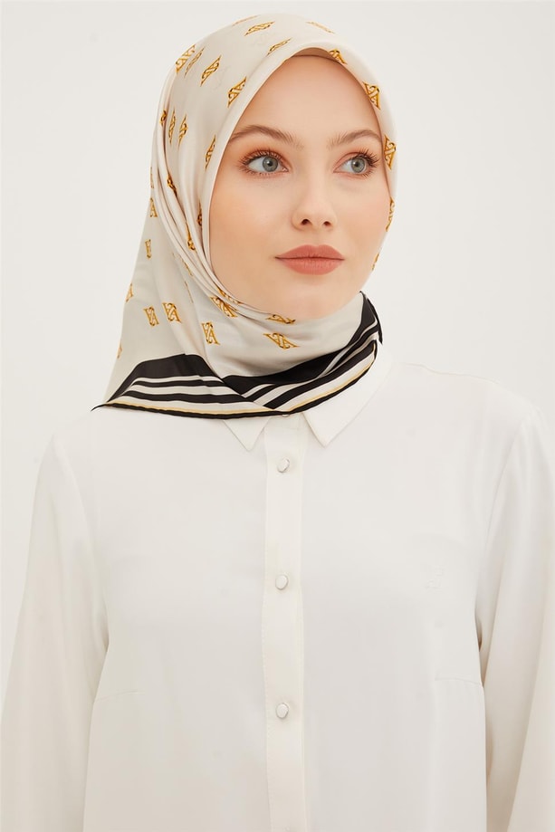 Armine Sura İpek Eşarp 23Ya8959 02