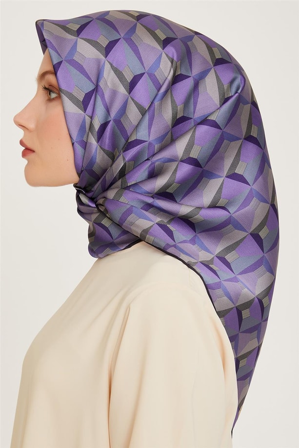 Armine Klasik Desenli Twill Saf İpek Eşarp 9204D 37