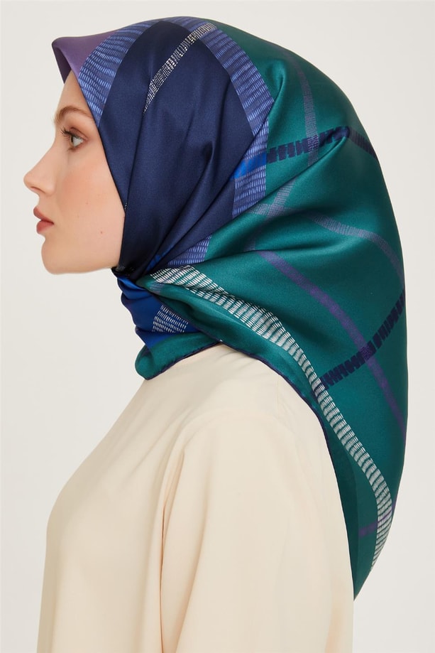 Armine Geometrik Desenli Twill Saf İpek Eşarp 9206D 82