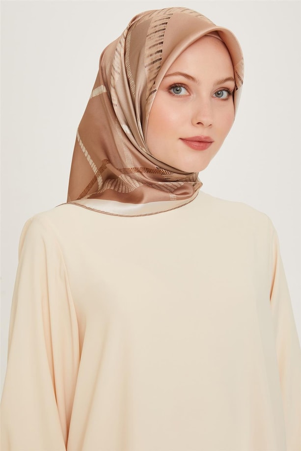Armine Geometrik Desenli Twill Saf İpek Eşarp 9206D 85