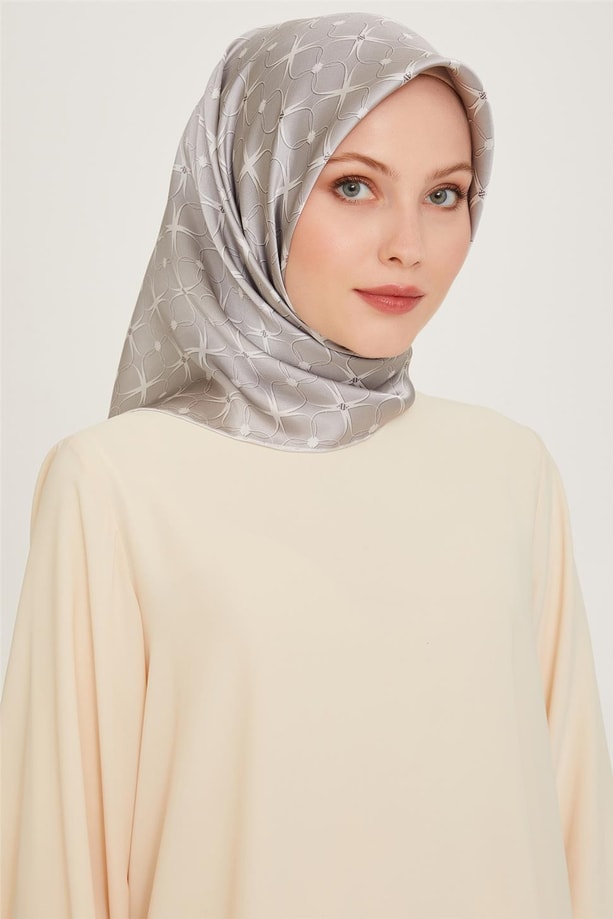 Armine Monogram Desenli Twill Saf İpek Eşarp 9207D 02