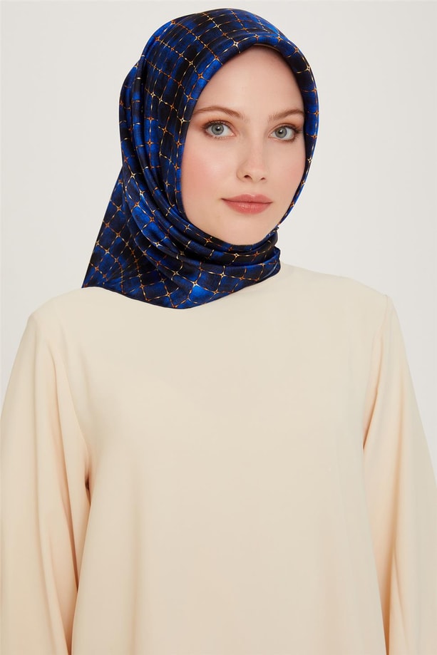 Armine Soyut Desenli Sura Saf İpek Eşarp 9259D 81