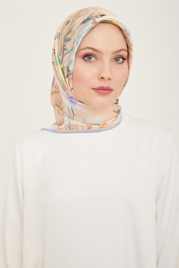Armine Sura İpek Eşarp 24Ya9129 39