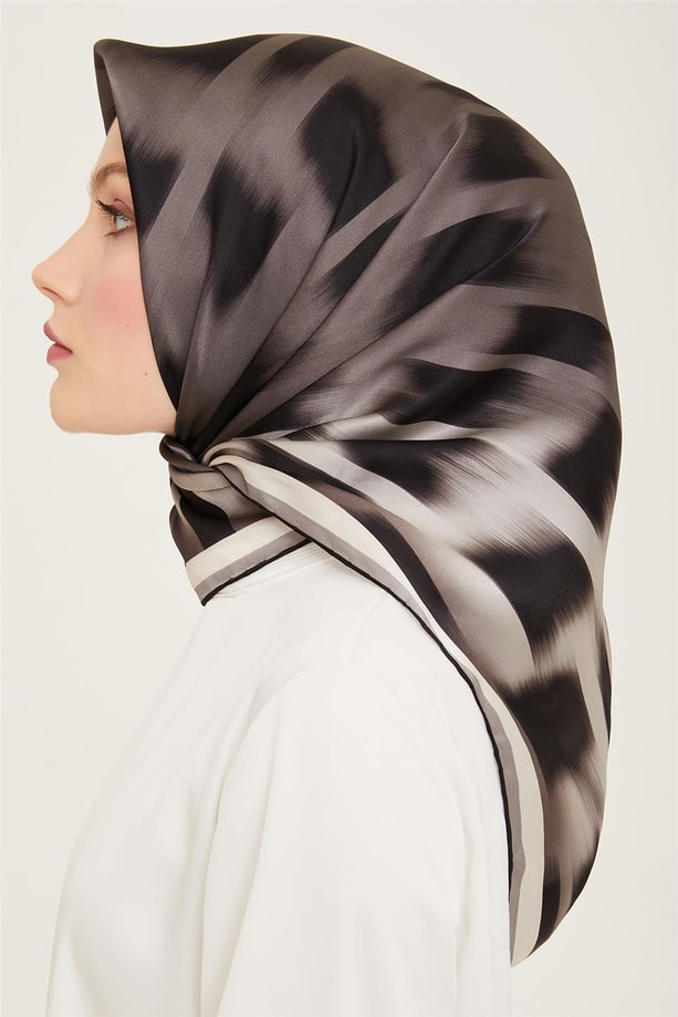 Armine Sura İpek Eşarp 24Ya9155 02