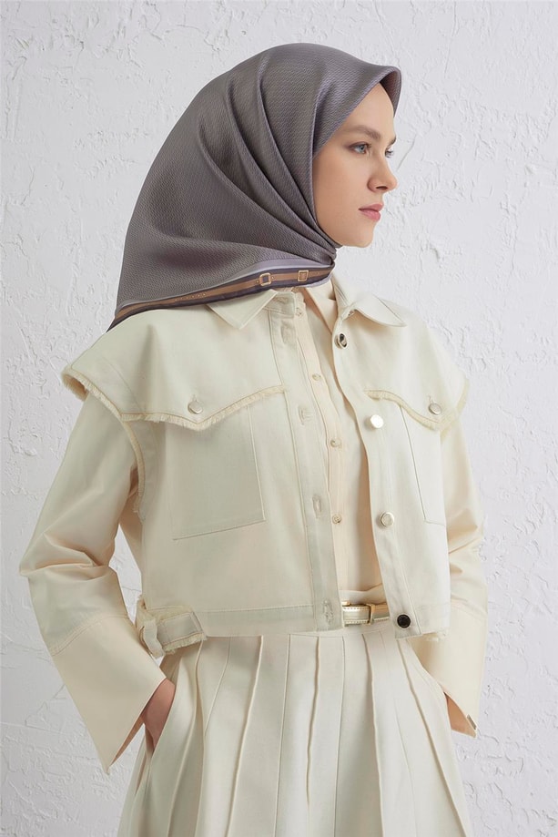 Armine Monogram Desenli Saf İpek Twill Eşarp 9401D 36